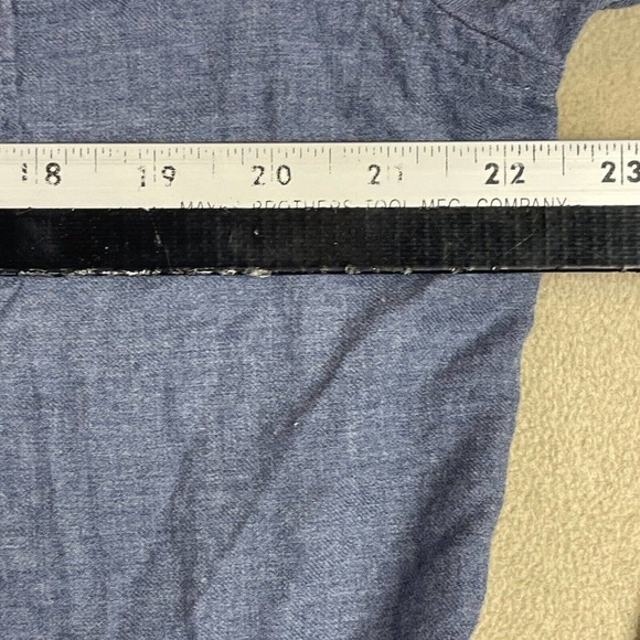 Travis Mathew Mens L Gray Long Sleeve Button Up Shirt Chest Pocket Lightweight - Picture 4 of 11